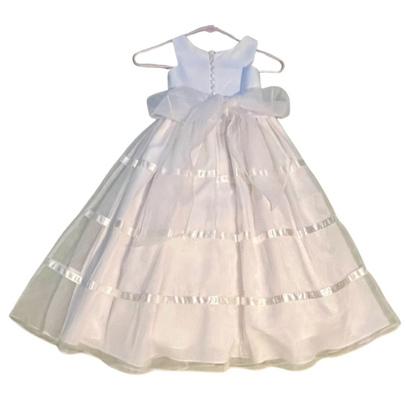 "Little Maiden" Elegant White Kids Dress - Picture 5 of 7
